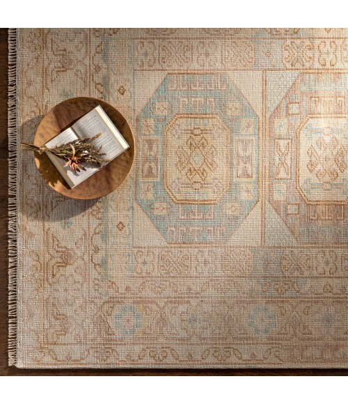 Surya Anadolu AAU-2304 2' x 3' Rug