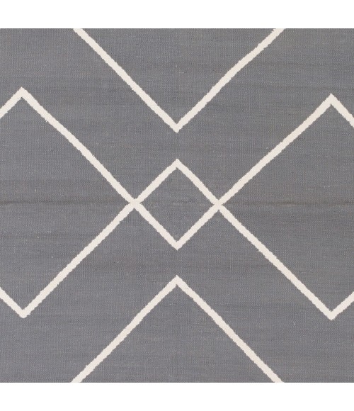 Surya Atrium ATM-3029-26x8 rug
