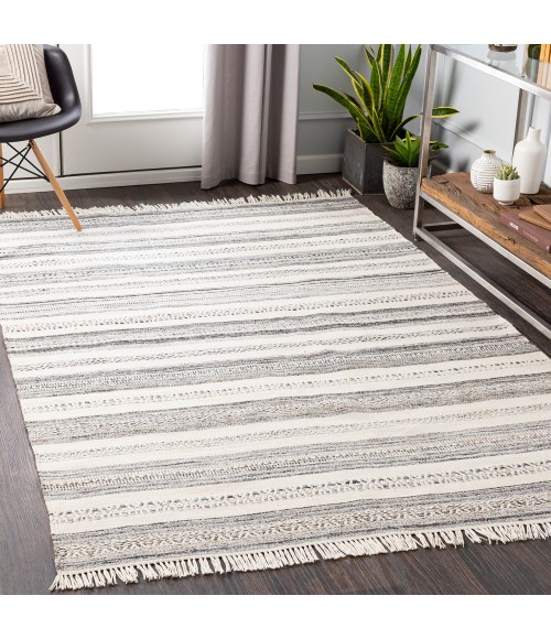 Surya Azalea AZA-2319 2 6 x 8  Rug