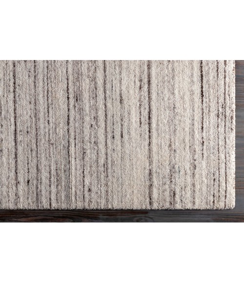 Surya Daisy DSY-2301 2' x 3' Rug