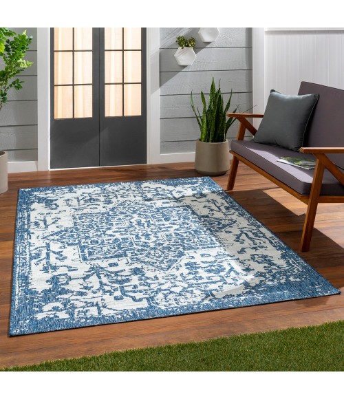 Surya Eagean EAG-2377 7 10 x 10  Oval Rug