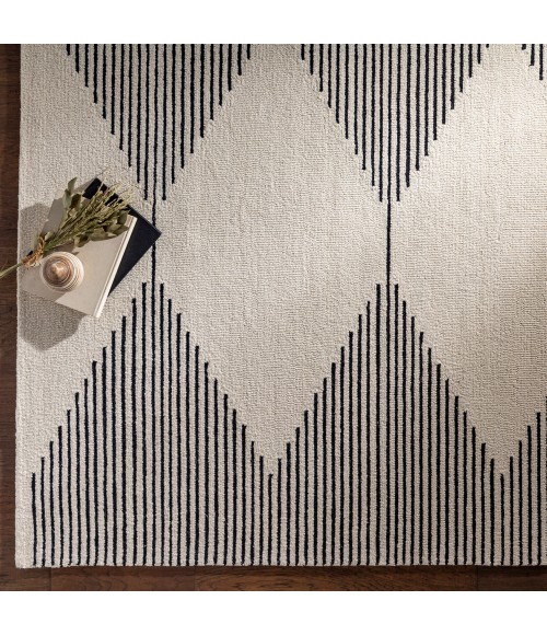 Livabliss Granada GND-2331 2  x 3  Rug