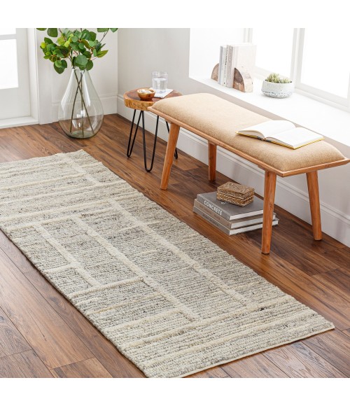 Surya Manisa MNS-2304 2'6" x 8' Rug