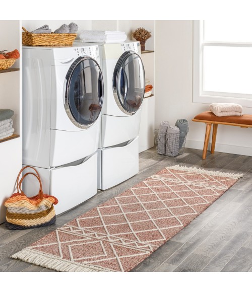 Uttar Area Rug Surya Uttar UTT-2305 2'6" x 8' Rug