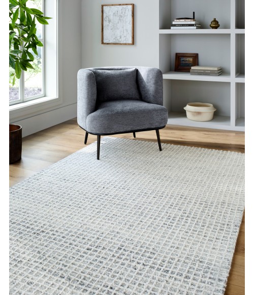 Andreas VVAN-2300 5 x 76" Handmade Rug