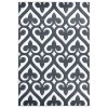 United Weavers Bristol Grey 2050-11472 2 ft. 7 in. X 4 ft. 2 in. Rectangle Rug