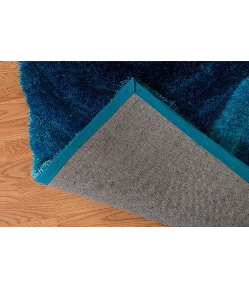 United Weavers of America FINESSE-FLUFFY-BLUE-58-20960 Area Rug