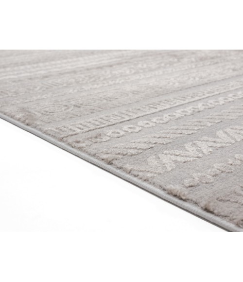 United Weavers Cascades Wheat 2601-10791 7 ft. 10 in. RD Round Rug