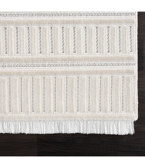 United Weavers Chelsea  White 2920-81499 7 ft. 10 in. X 10 ft. 6 in. Rectangle Rug