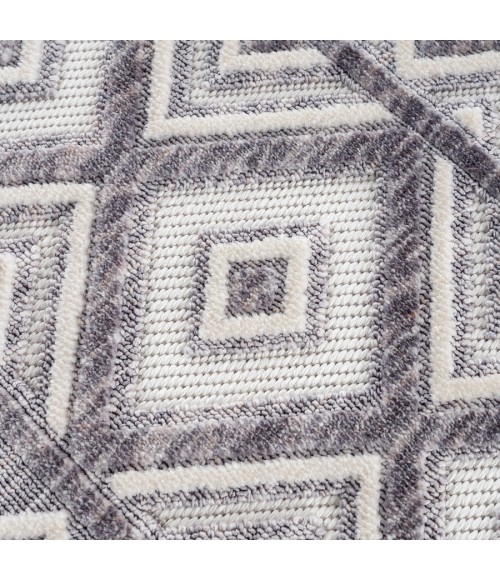 United Weavers Chelsea  Grey 2920-81672 7 ft. 10 in. X 10 ft. 6 in. Rectangle Rug