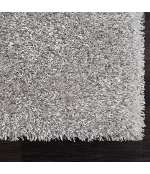 United Weavers Aubrey Silver 3100-61071 5 ft. 3 X 7 ft. 2 in. Rectangle Rug
