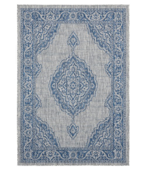 United Weavers Augusta Blue 3900-10260 5 ft. 3 in. X 7 ft. 6 in. Rectangle Rug