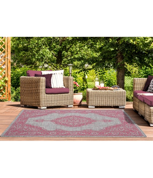 United Weavers Augusta Pink 3900-10286 5 ft. 3 in. X 7 ft. 6 in. Rectangle Rug