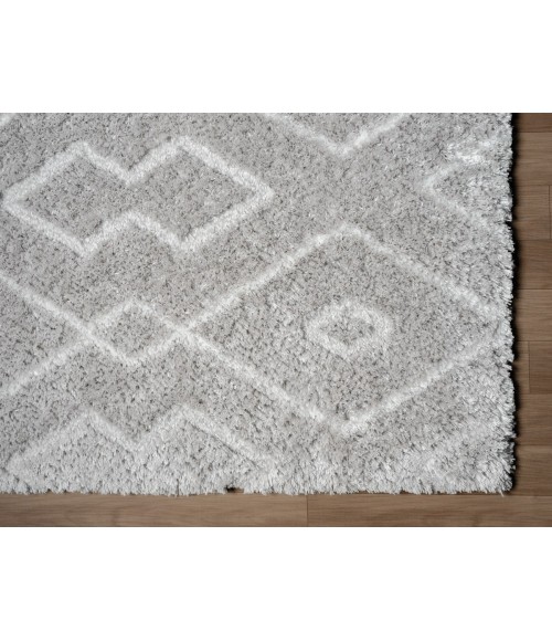 United Weavers Barcelona White 4570-30499 7 ft. 10 in. X 10 ft. 6 in. Rectangle Rug