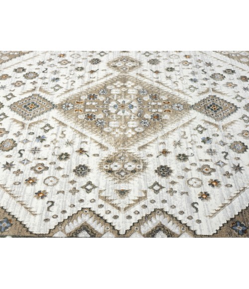 United Weavers Hudson Cream 680-50290 1 ft. 10 in. X 3 ft. Rectangle Rug