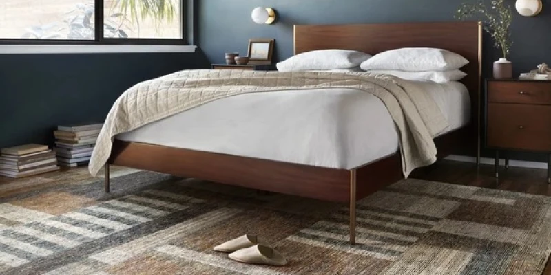 How to Choose Rugs That Work Best for Messy Households?