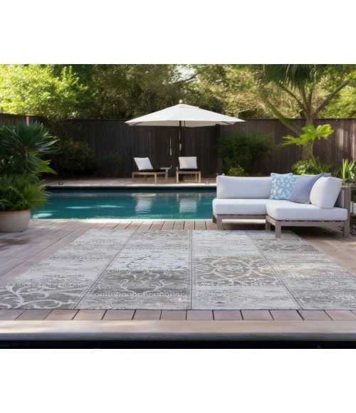 Chantille ACN566 Taupe 2'6" x 3'10" Rug