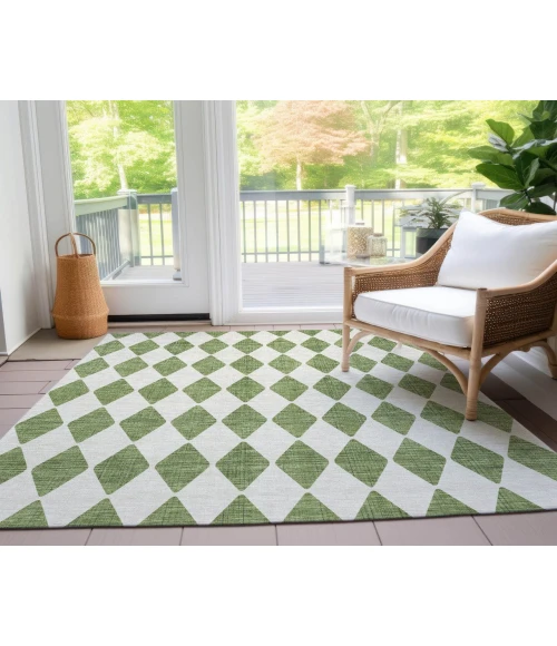 Chantille ACN578 Green 2'6" x 3'10" Rug