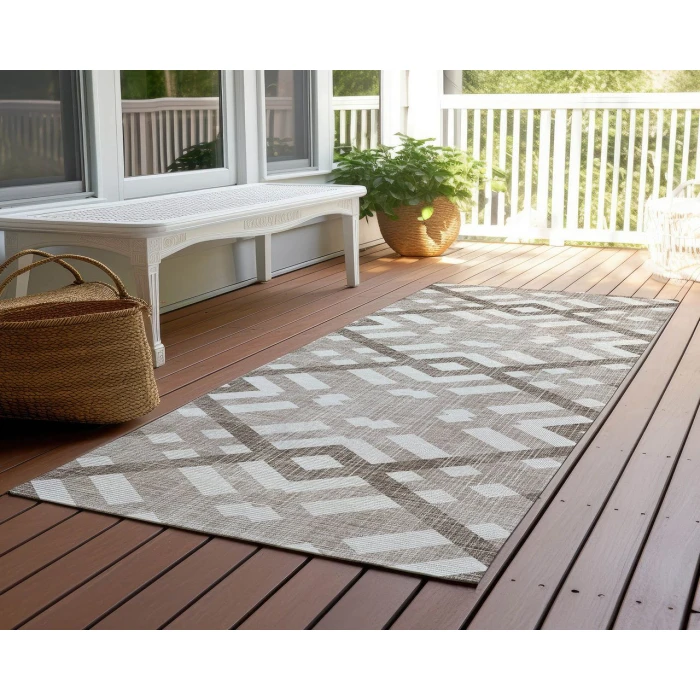 Chantille ACN616 Taupe 2'3" x 7'6" Rug