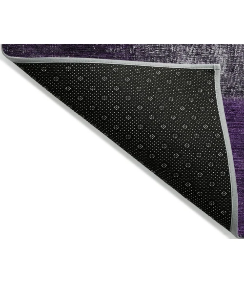 Chantille ACN663 Eggplant 3' x 5' Rug