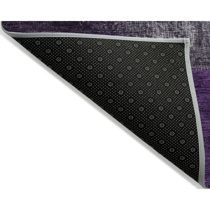 Chantille ACN663 Eggplant 1'8" x 2'6" Rug