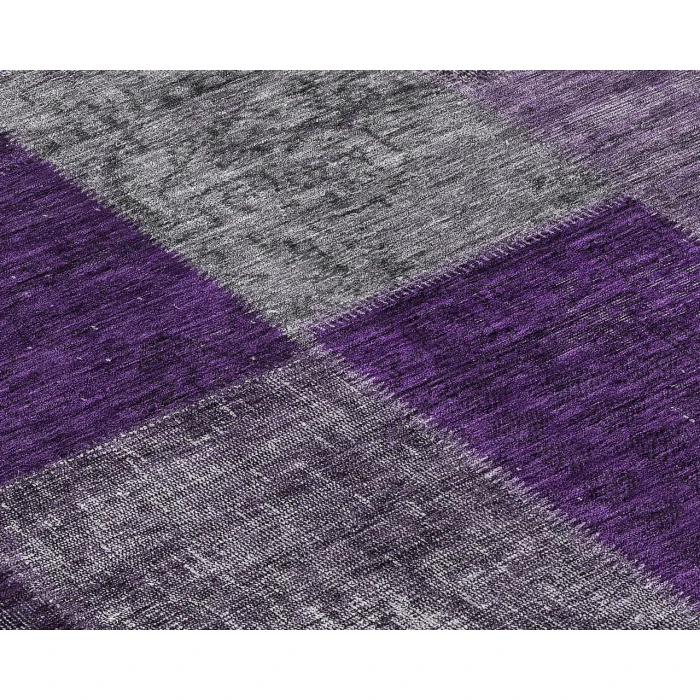 Chantille ACN663 Eggplant 1'8" x 2'6" Rug