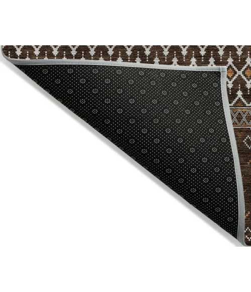 Chantille ACN708 Chocolate 2'3" x 7'6" Rug