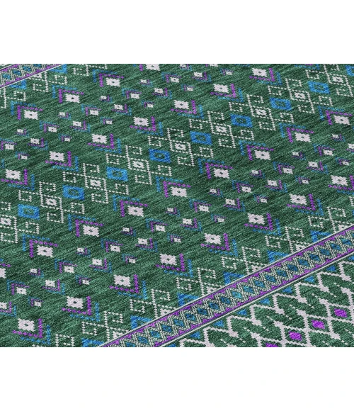 Chantille ACN708 Green 2'6" x 3'10" Rug