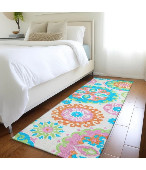Addison Chantille ACN763-White 2 ft. 3 in. X 7 ft. 6 in. Rectangle Rug