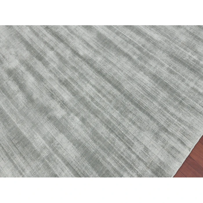Amer Affinity Londyn Silver Hand-Woven Viscose Area Rug 4' x 6'