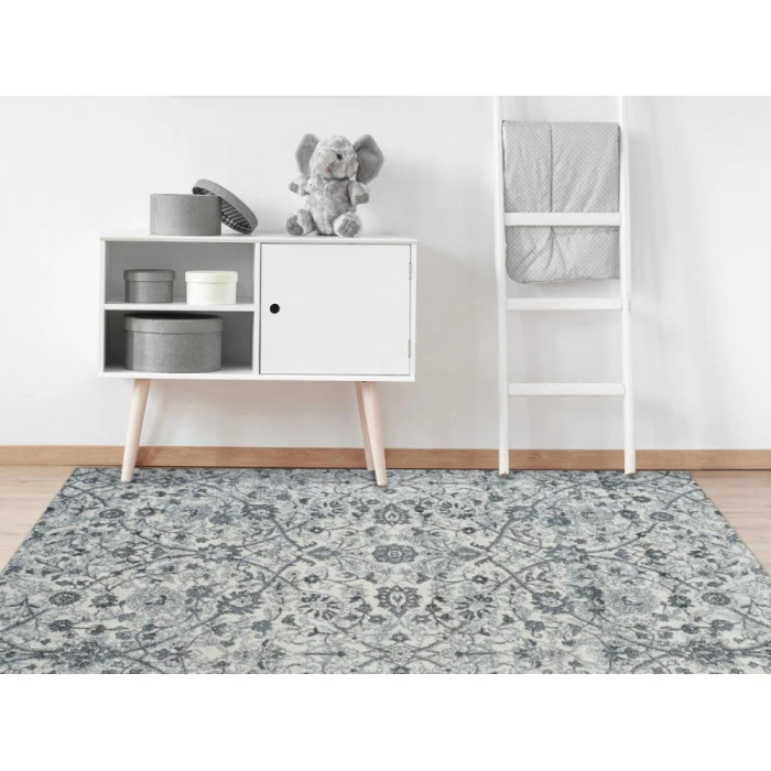 Amer Alexandria Ivey Light Blue Floral Area Rug 4'x6'