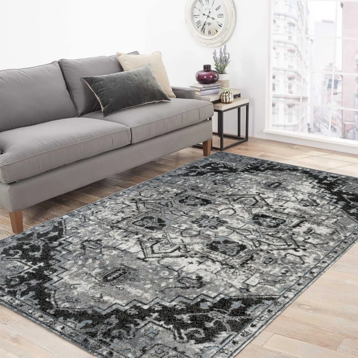 Amer Alexandria Chaves Gray Medallion Area Rug 4'x6'