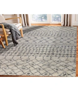 Amer Aspen Arra Ivory/Gray Geometric Rug 2' x 3'