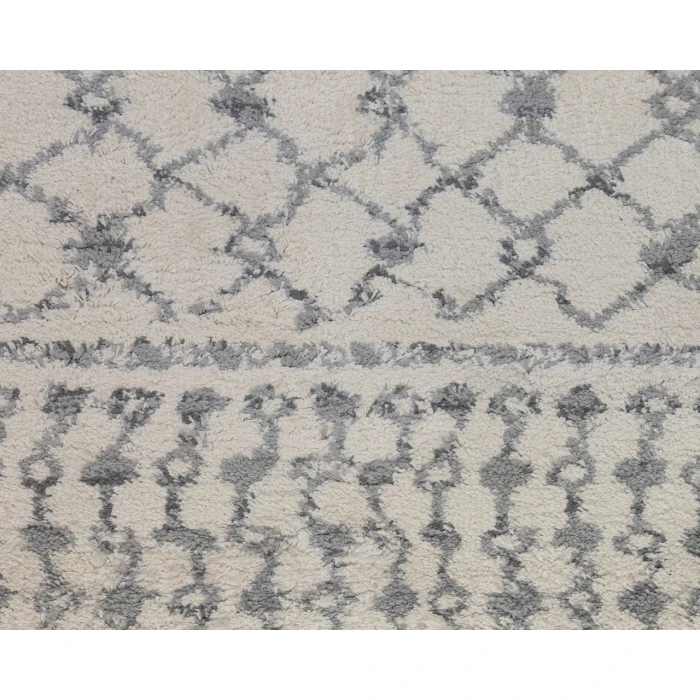 Aspen Arra Ivory/Gray Geometric Area Rug