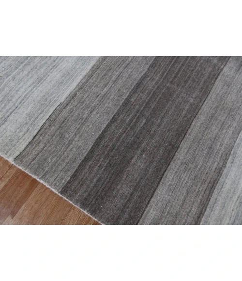 Amer Blend Verwood Light Gray Hand-Woven Wool Blend Area Rug 4'x6'