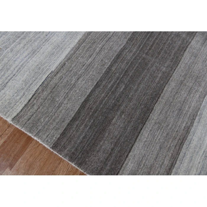 Amer Blend Verwood Light Gray Hand-Woven Wool Blend Area Rug 4'x6'