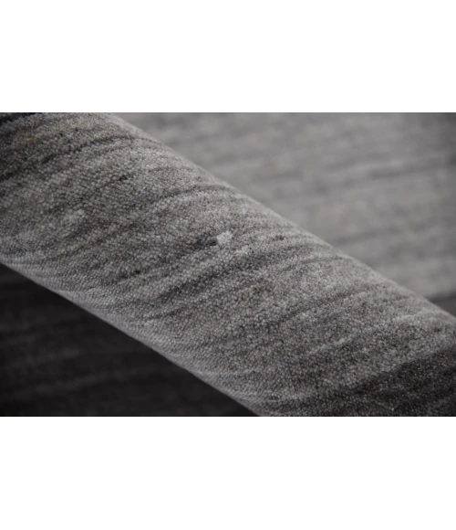 Amer Blend Verwood Light Gray Hand-Woven Wool Blend Area Rug 4'x6'