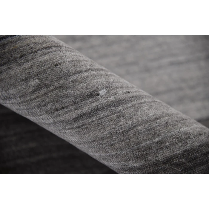 Amer Blend Verwood Light Gray Hand-Woven Wool Blend Area Rug 4'x6'