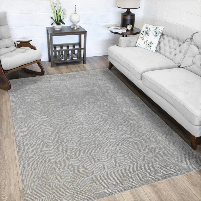 Amer Quartz Desoto Silver Hand-Knotted Wool Blend Area Rug 9'x12'