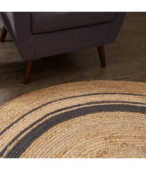 Anji Mountain 4' Round Kerala Mist Jute Rug