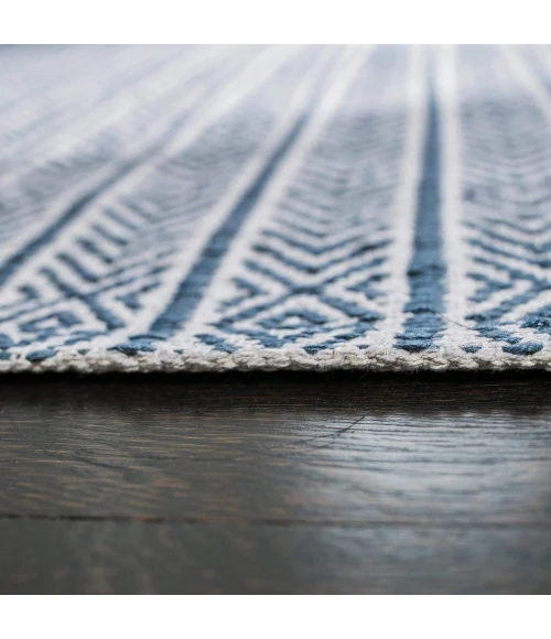 Anji Mountain 2'6" x 8' Cape Cod Rug