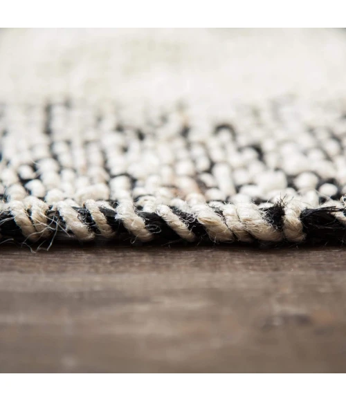 Anji Mountain 4' x 6' Great Glen Rug