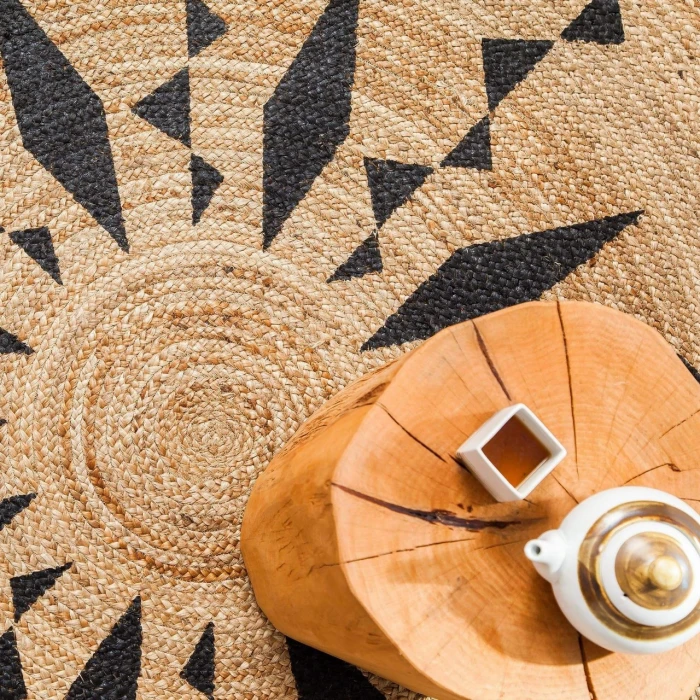 Anji Mountain 4' Round Cuitl huac Tribal Rug