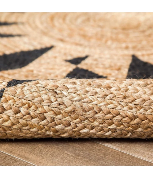 Anji Mountain 4' Round Cuitl huac Tribal Rug