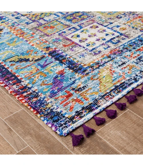 Anji Mountain 5' x 7'6" Tarom Distressed Rug w/ Multi Fringe