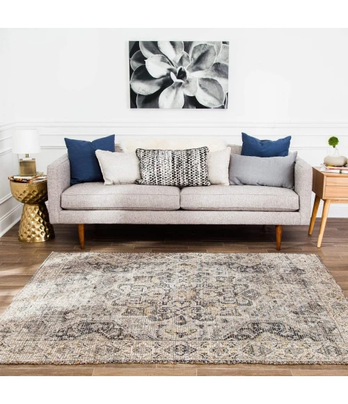 Anji Mountain 4' Round Zagros Distressed Rug