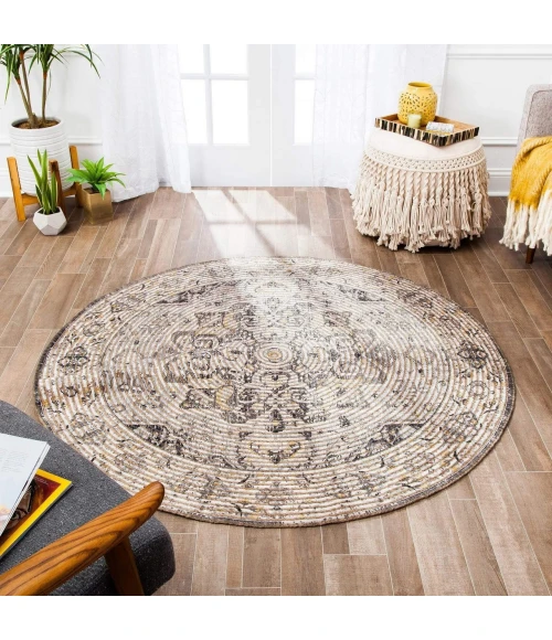 Anji Mountain 4' Round Zagros Distressed Rug