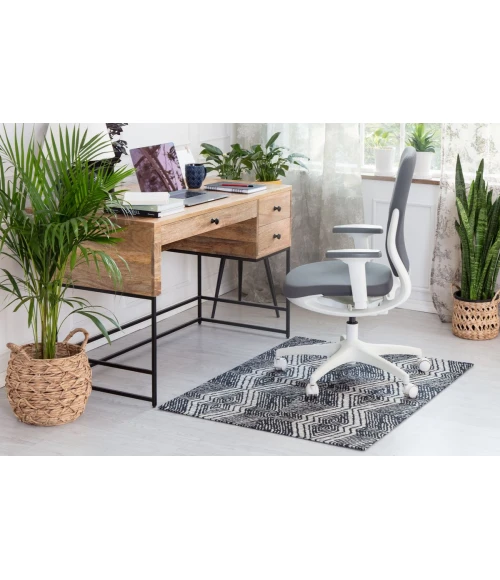 36" x 48" Smiljan Black & White 1/2" Rug'd Chair Mat 