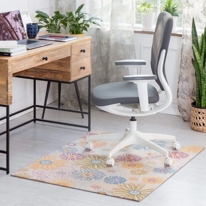 Anji Mountain 36" x 48" Keukenhof Cream & Multi 1/4" Rug'd Chair Mat ®
