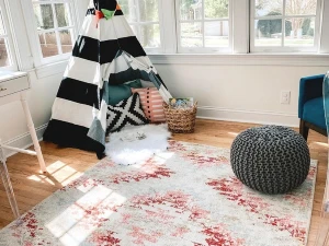 Tips to create a cozy decor with area rugs!